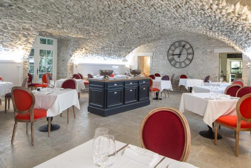 Chateau Les Oliviers De Salettes Charols 外观 照片