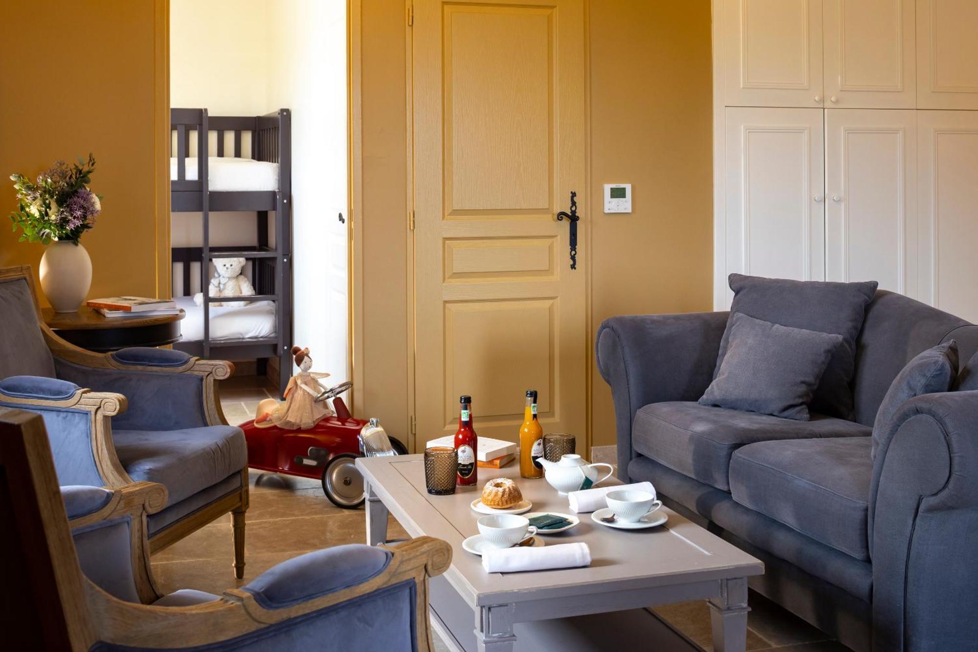 Chateau Les Oliviers De Salettes Charols 外观 照片