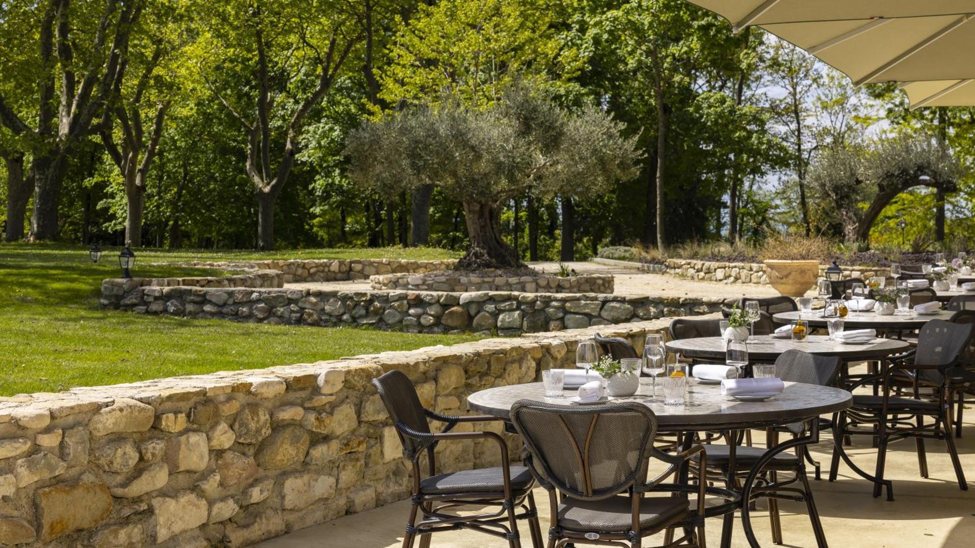 Chateau Les Oliviers De Salettes Charols 外观 照片